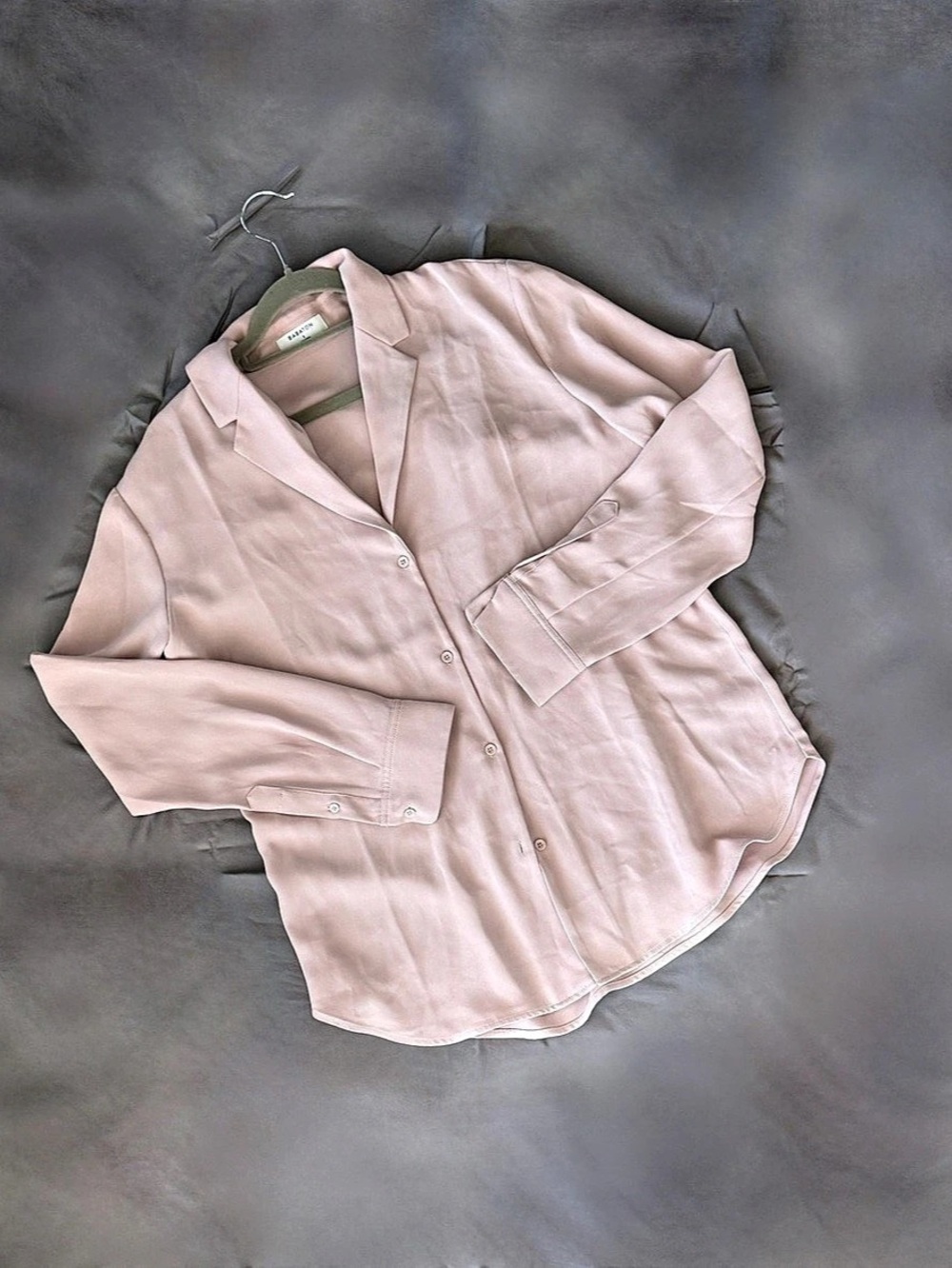 Aritzia Pink Button Down Shirt Like New